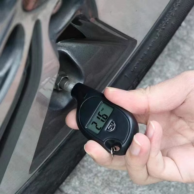 Цифровой манометр для шин с ЖК – обзор и цена Tyre Pressure Gauge